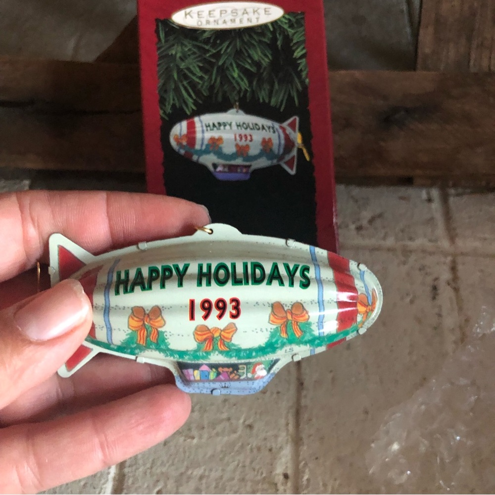 Hallmark Ornament Blimp 1993 from Holiday Fliers Collection